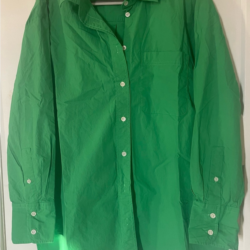 Banana Republic Emerald Green Shirt. Oversize buttoned  down shirt